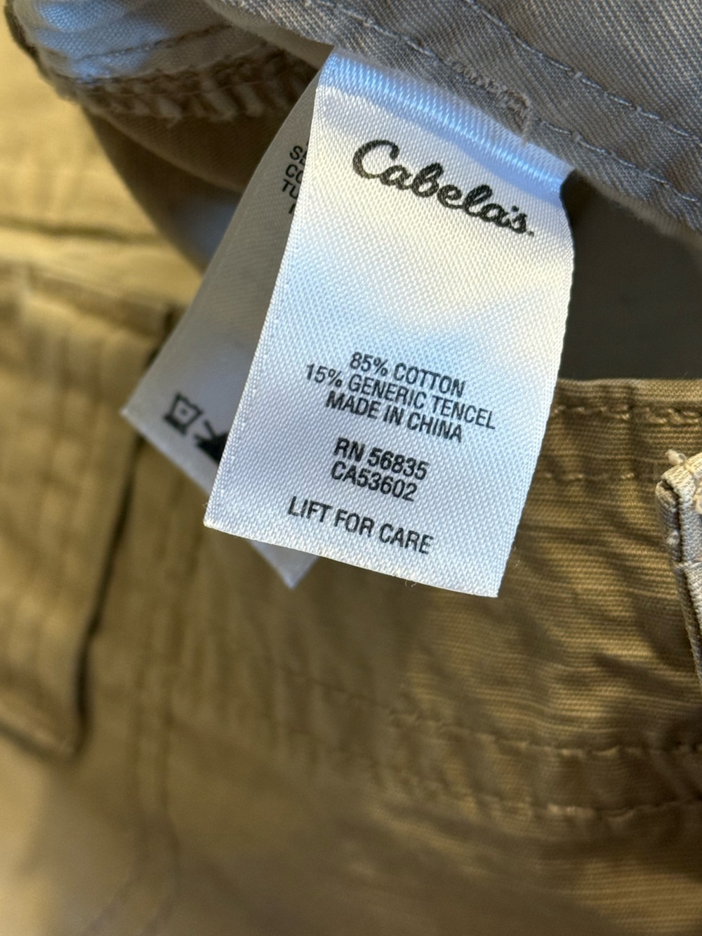 Cabela's Women's Khaki Cargo Utility Hiking Shorts Size 10 Cotton Tencel Blend - Picture 6 of 10